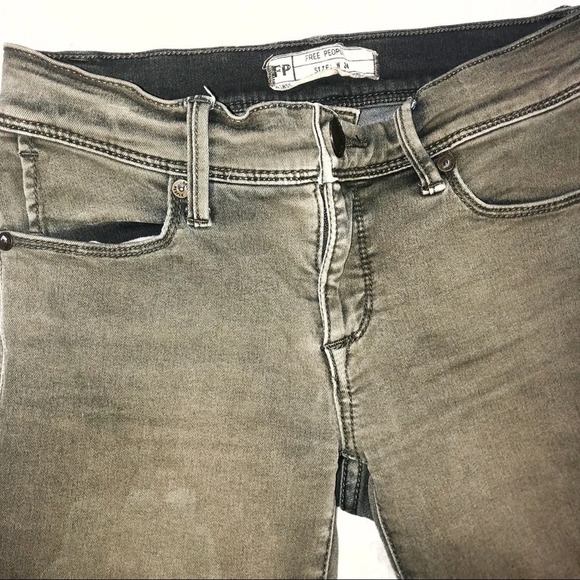 Free People waist 24 skinny jeans - Picture 4 of 4